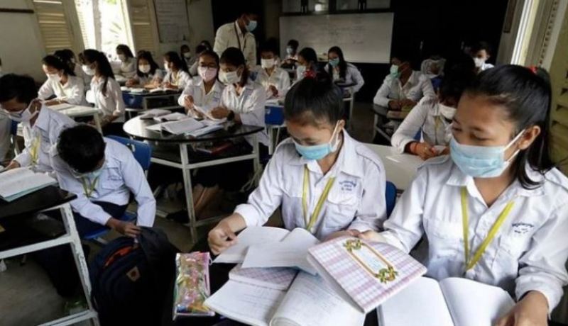 الصين تعيد فتح بعض المدارس المغلقة بسبب فيروس كورونا