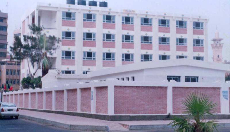 خذوا العبرة من معلمي بريكة!