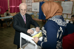 مدلسي يؤدي واجبه الانتخابي في المحليات