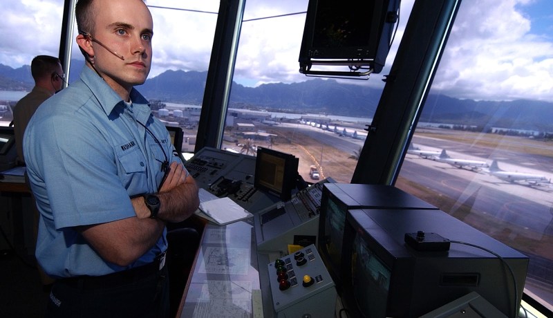 إضراب مراقبي الطيران اليوم بفرنسا وغدا بإيطاليا