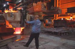 إجراءات جديدة لتعزيز تموين مركب الحجار بخام الحديد