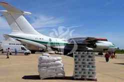 القاعدة الجوية ببوفاريك.. الجزائر ترسل مساعدات إنسانية للاجئين الصحراويين