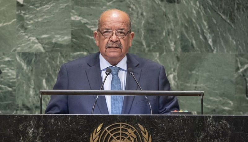 مساهل: “40 ألف رعية سوري يقيمون بالجزائر”