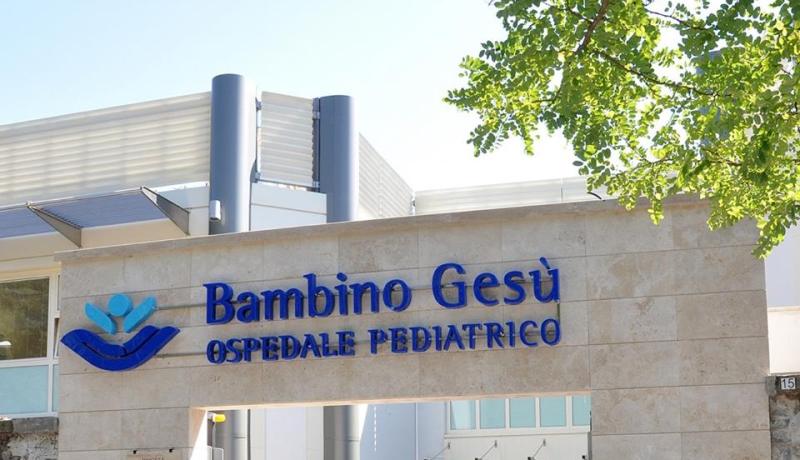 مستشفى “بامبينو جيسو” الايطاليً ينفذ 12 مشروعاً صحياً خيرياً عبر العالم