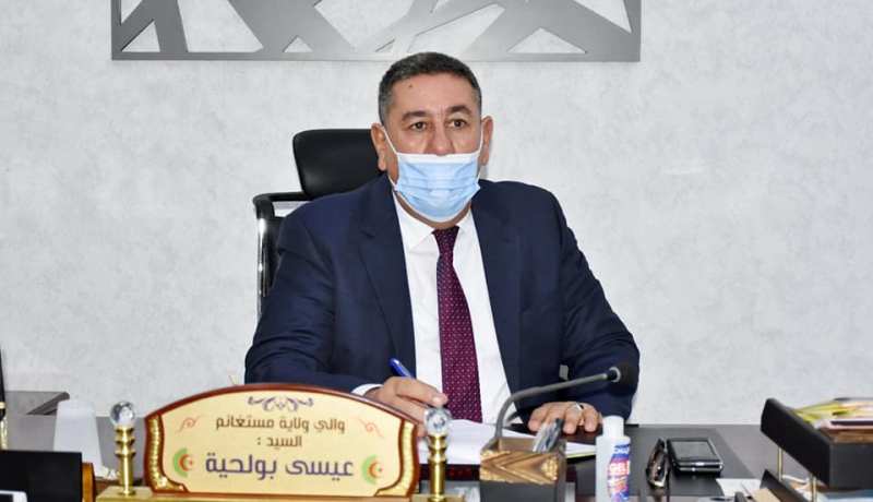 مستغانم: إجراءات ردعية صارمة.. والدخول إلى المساجد والإدارات ببطاقة التلقيح