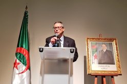 بالصور.. هكذا إحتفل جزائريو باريس بيناير