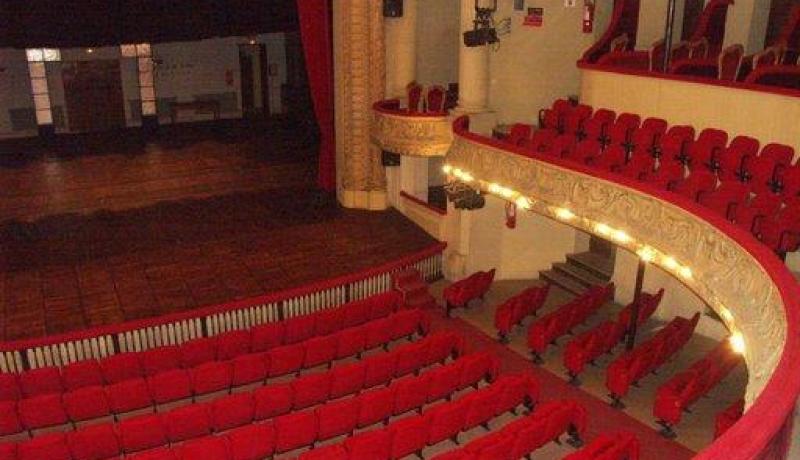 مسرح وهران يطلق أوّل قناة على اليوتيوب لتوثيق أعماله