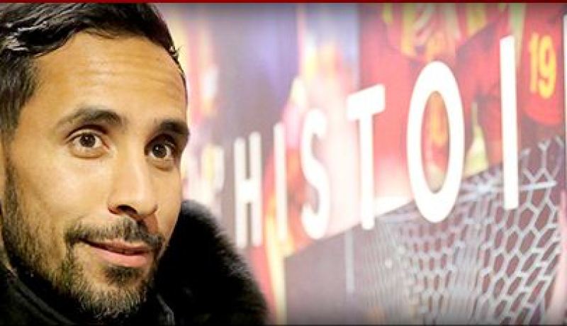 بالصور.. مسلوب يتفق مع مسؤولي “لانس” الفرنسي