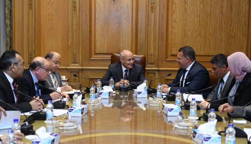 وزارة الإنتاج الحربي المصرية تحاول دخول السوق الجزائرية