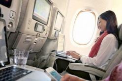 بريطانيا ترفع الحظر عن الأجهزة الإلكترونية المحمولة  على متن الرحلات المصرية