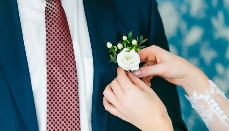 بالرغم من الأحزان لا يزال قلبي مفعم بالحنان.. مطلق يتيم يبحث عمن تعيد لحياته معاني الحب الجميل