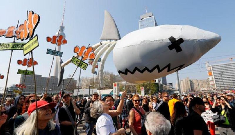 مسيرة احتجاجية ضخمة بألمانيا ضد “جنون الإيجارات”