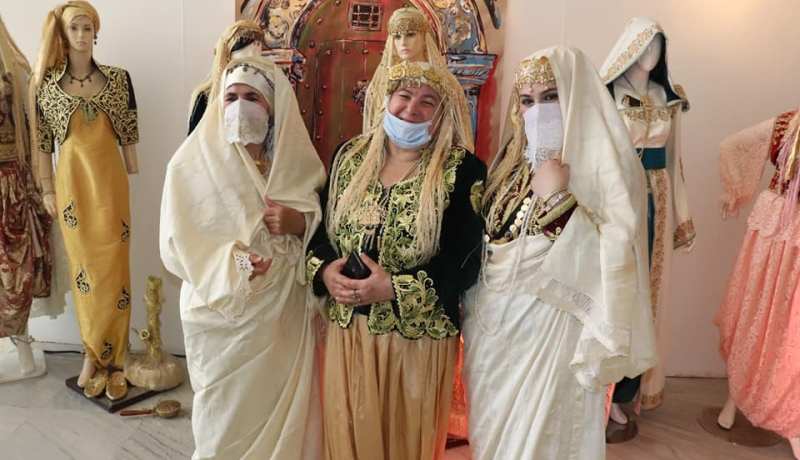 بالصور.. تواصل معرض اللباس التقليدي الجزائري بقصر الثقافة في العاصمة