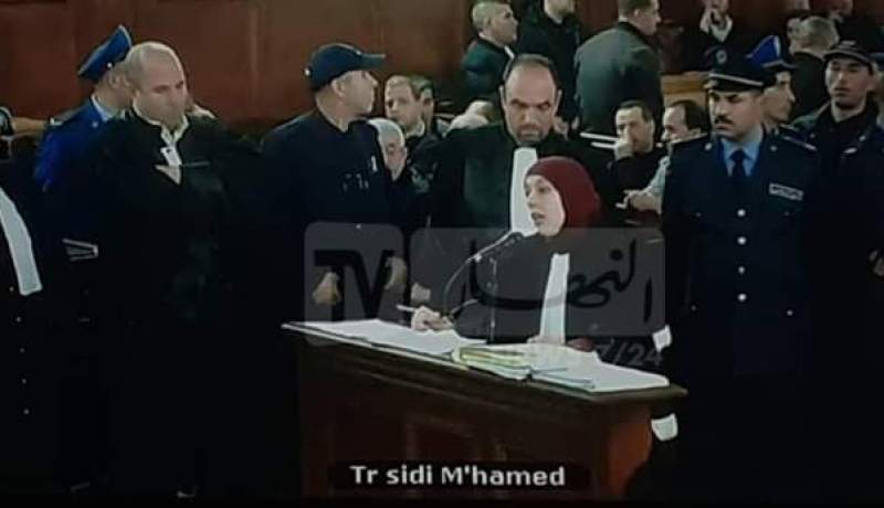 المحاكمة التاريخية: بكاء..مناشدة.. هيستريا قبل النطق بالحكم