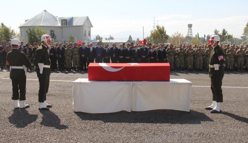 مقتل جندي تركي على الحدود السورية