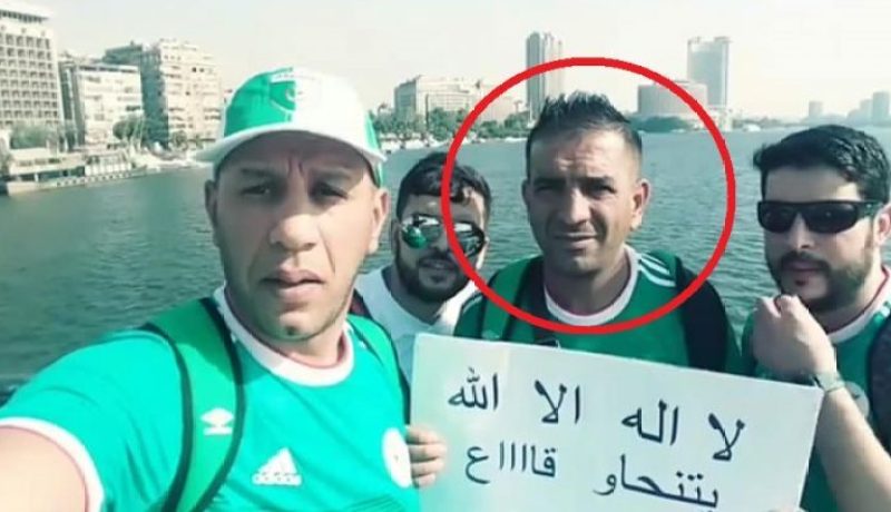 إدانة المناصر الذي حمل لافتة “يتنحاو قاع” بمصر بـعام حبسا نافذا
