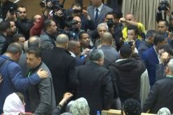 مناوشات بين أعضاء اللجنة المركزية للأفلان