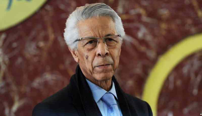 حمروش: “لن أترشح لأية هيئة إنتقالية ولأي إنتخاب”