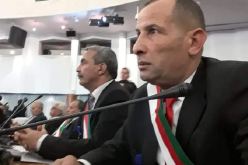 وضع مير الطارف ومنتخبين بمجلسه تحت الرقابة القضائية