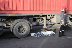 شاحنة تدهس طفلا 4 أعوام بالتلاغمة في ميلة
