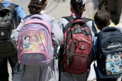 2800 محفظة موجهة للتلاميذ “الزوالية” بميلة‎