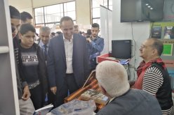 بالصور.. ميهوبي يناقش الحراك والإنتخابات في المعرض الدولي للكتاب