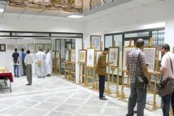 ميهوبي يفتتح معرض للمنمنمات والزخرفة