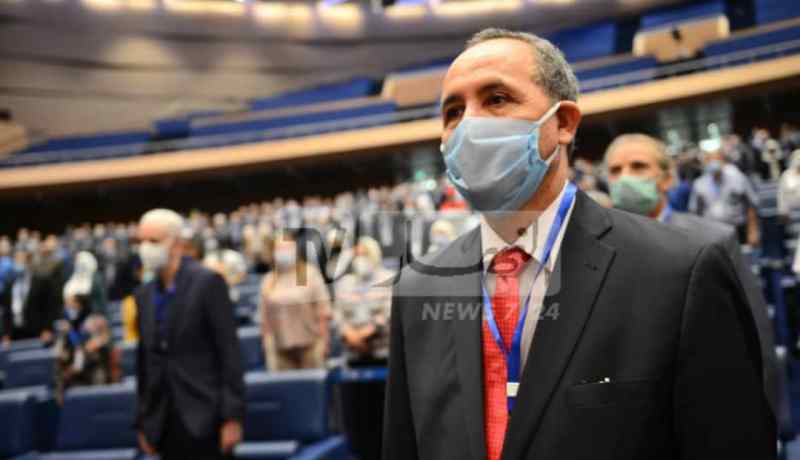 ميهوبي يندد بمحاولة قنوات فرنسية تشويه الحراك ويؤكد أنه سيبقى درس للعالم