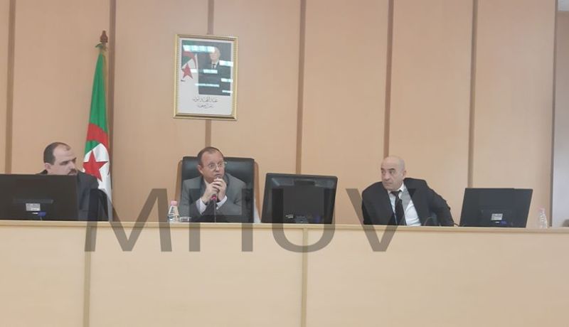 بالصور.. ناصري يجتمع مدراء السكن لـ48 ولاية