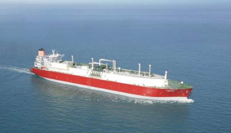 ناقلة الغاز الجزائرية “لالة فاطمة نسومر” ترسو في ميناء تركيا