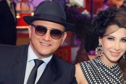 بالفيديو.. ظهور مفاجئ لنانسي عجرم وزوجها من شرفة منزلهما