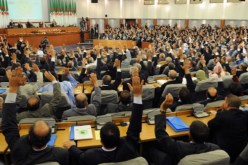 المصادقة على مشروع قانون البريد والمواصلات والتجارة الإلكترونية