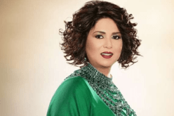 بالفيديو: نوال الكويتية أوّل فنانة تقود سيارتها في السعودية
