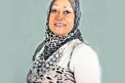 الفنانة هالة فاخر تصدم جمهورها بنزعها للحجاب