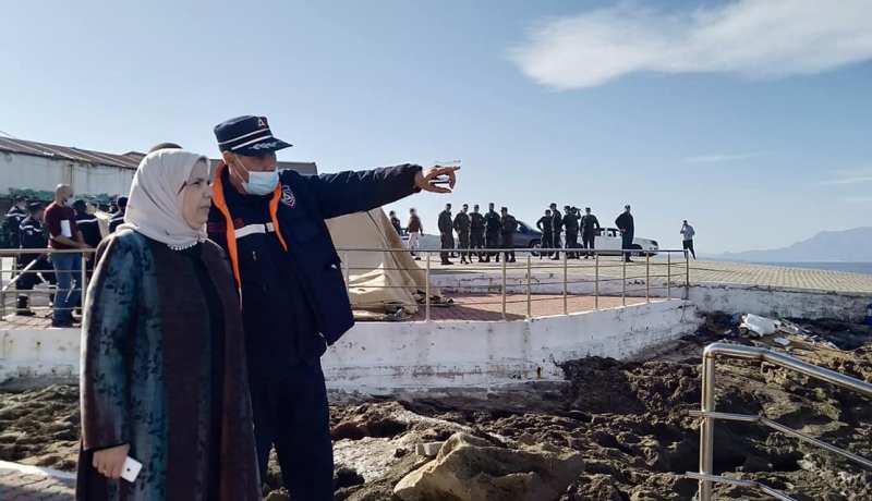 والي تيبازة تتنقل إلى مكان سقوط المروحية قبالة سواحل بوهارون