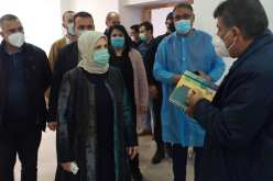 تحسبا لانطلاق عملية التطعيم.. والي تيبازة تتفقد مركز تخزين لقاح كورونا