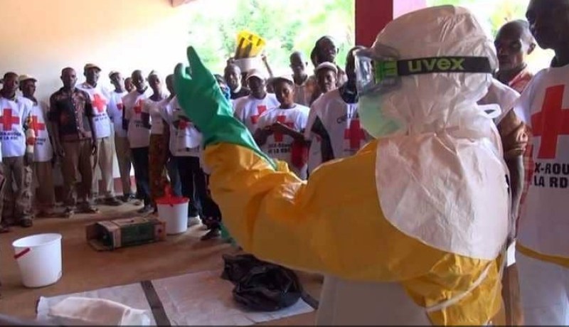 تفشي وباء إيبولا القاتل في غينيا.. وتخوف الدول المجاورة من العدوى