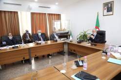 وزير الأشغال العمومية يناقش مع مسؤولي قطاعه آثار جائحة كورونا