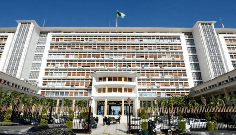 الداخلية تستدعي الدفعة الـ47 لخريجي المدرسة الوطنية للإدارة