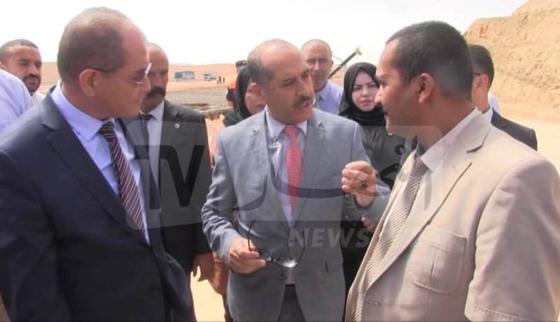 وزير النقل يتوعد المؤسسات المتقاعسة في إنجاز المشاريع من النعامة