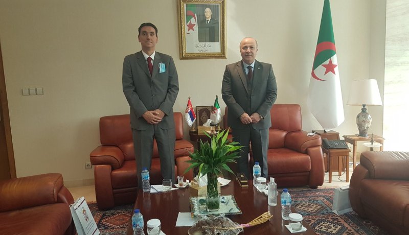 وزير المالية يتباحث مع سفير صربيا سبل التعاون الثنائي بين البلدين