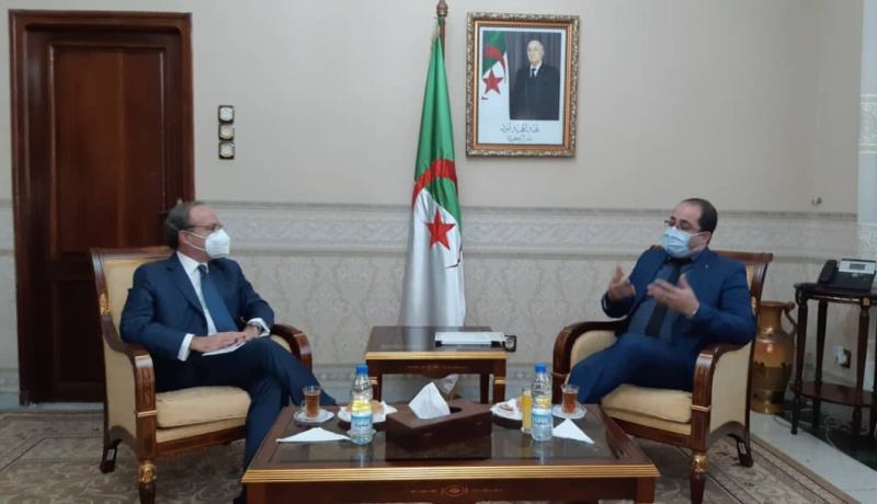 وزير البريد يستقبل سفير جمهورية إيطاليا بالجزائر