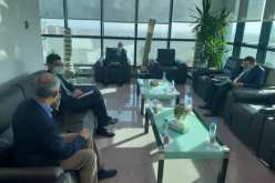 وزير التجارة يدعو الشركاء المهنيين لرفع درجة اليقظة من مخاطر كورونا