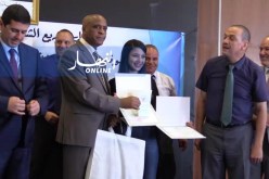 وزير التكوين يشرف على حفل توزيع الجوائز على المتفوقين بوهران