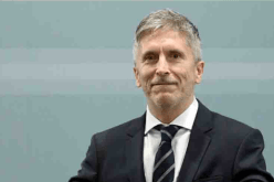 وزير الداخلية الإسباني يشرع في زيارة رسمية إلى الجزائر