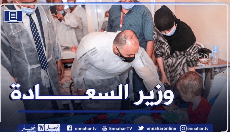 خلال زيارته لمستشفى البليدة.. هكذا حفز بلماضي المُقبلين على إجتياز “البيام”