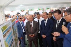 وزير السكن يأمر بتوزيع السكنات المنجزة على مستفيديها