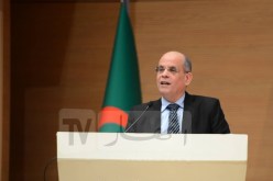 وزير الصناعة: القطاع يولي أهمية كبيرة للتكوين.. وتجسيده بالمؤسسات الصناعية