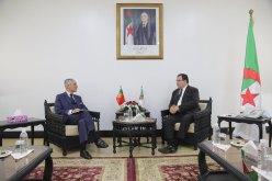 الهاشمي جعبوب يستعرض سبل التعاون مع سفير البرتغال