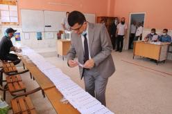 وزير الموارد المائية ميهوبي  يؤدي واجبه الانتخابي بولاية البليدة